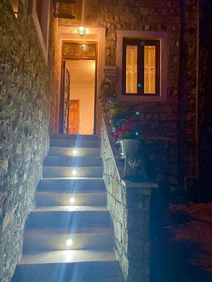 Guest House Alea Ulcinj Exterior photo