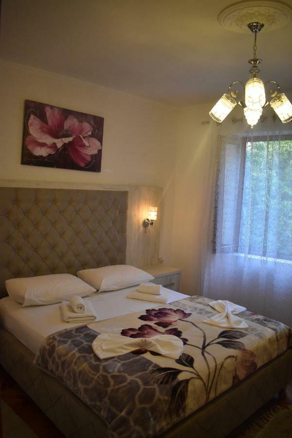 Guest House Alea Ulcinj Exterior photo